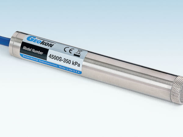 Thiết bị đo áp lực thấm tiêu chuẩn (Kiểu dây rung)/Piezometers (VW) – Model 4500