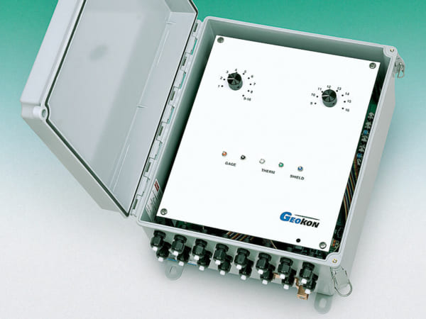 Bộ ghép kênh/ Multiplexer (MUX) | Model 8032 – Geokon.USA
